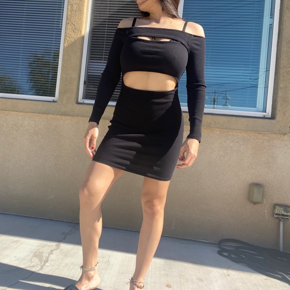 Windsor Black Ribbed Cut Out Dress Size S